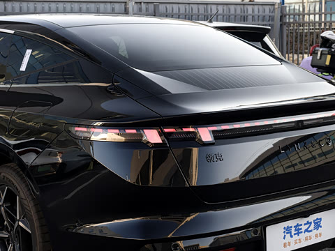 2025�� 240����Ultra H5