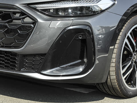 2026�� 2.0T �˶��� quattro