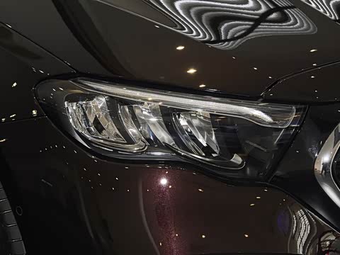 2026�� E 300 L ������