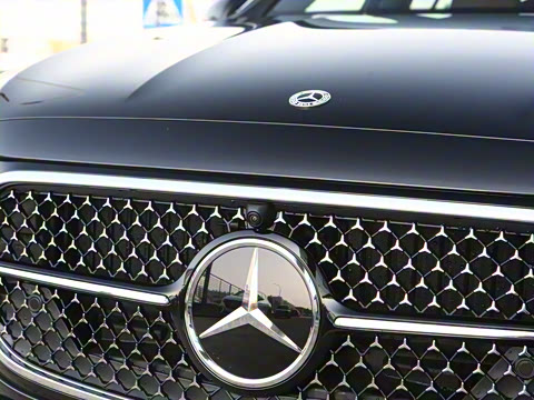 2026�� E 260 �˶���