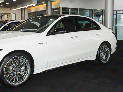 2025�� AMG C 43 4MATIC