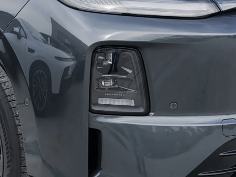 2027�� 660������