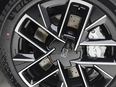 2026�� Performance ����������