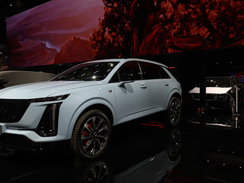 2025�� 2.0T ������