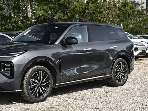 2025�� 215����������