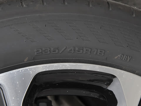 2026�� 2.0T �˶���