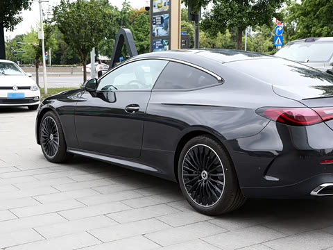 2026�� �Ŀ� CLE 300 4MATIC �����ͽ��ܳ�