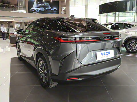 2023�� 450e ����������