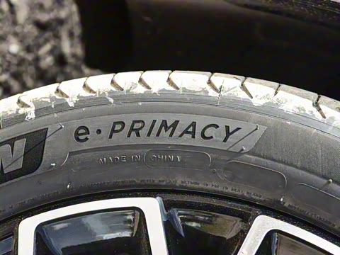 2025�� �����������Ǽݰ� 100kWh