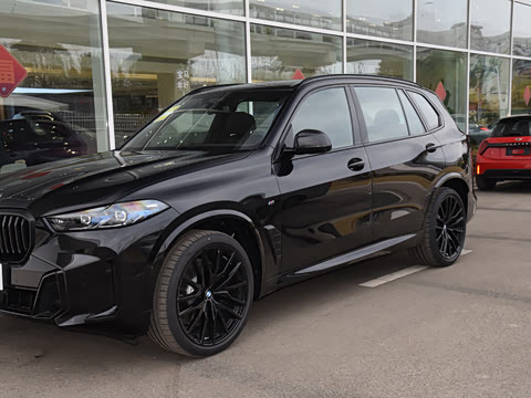 2026�� �Ŀ� xDrive 40Li ������M�˶���ҹ��װ