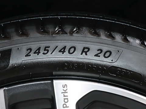 2026�� ��Ȼ�澳�� 100kWh Touring