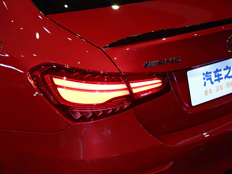 2025�� �Ŀ� AMG A 35 L 4MATIC