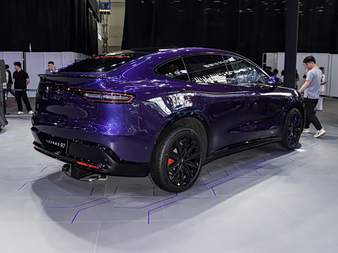 2026�� ���� UItra(896�߼����״