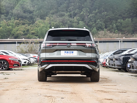 2026�� 450TSI �����콢 6��