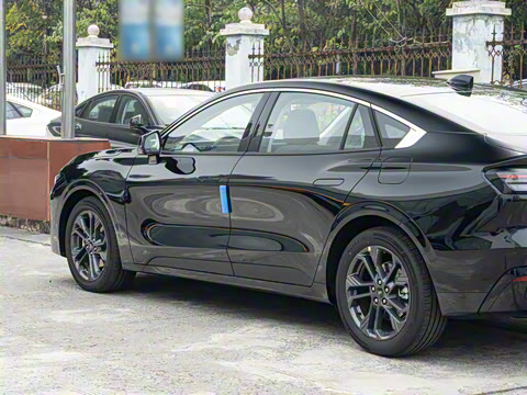 2026  2.0T  EcoBoost  