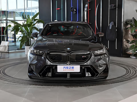 2025�� M5