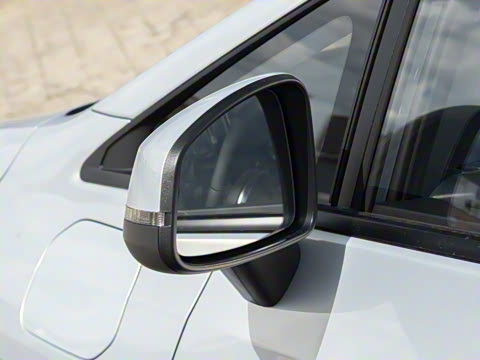 2025�� Plus 610 ������