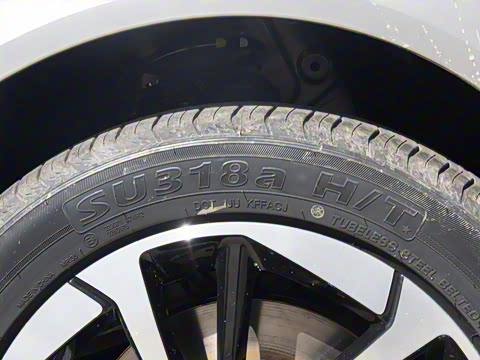 2025�� Plus 610 ������