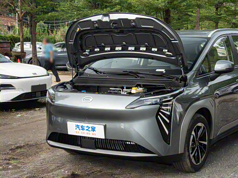 2025�� Plus 610 ������