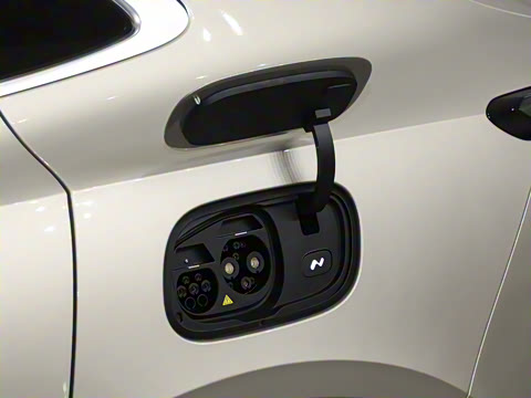 2025�� 85kWh ������