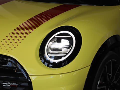 2025�� JOHN COOPER WORKS