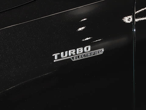 2026�� AMG C 43 4MATIC