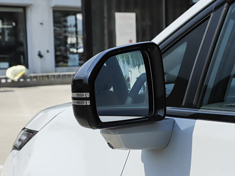 2026�� 610 �����״�Ultra