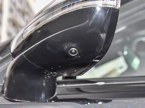 2026�� 1.5T 210KM������