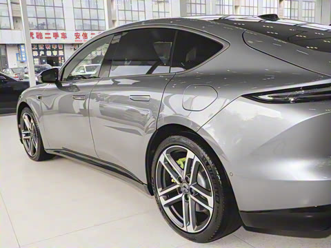 2025�� �ھ������ 100kWh