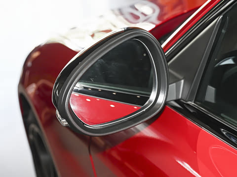 2026�� 2.0T 280HP VELOCE ������