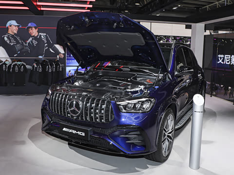2026�� AMG GLE 53 4MATIC+