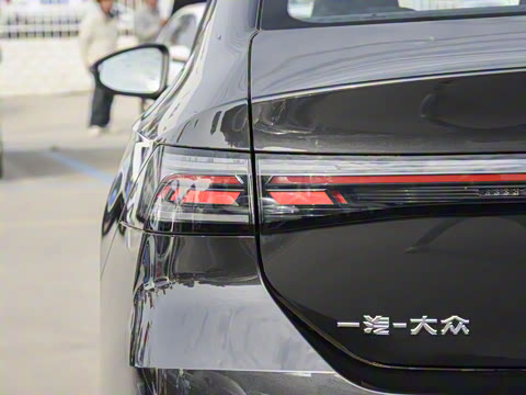 2026�� L 300TSI DSG ʱ����