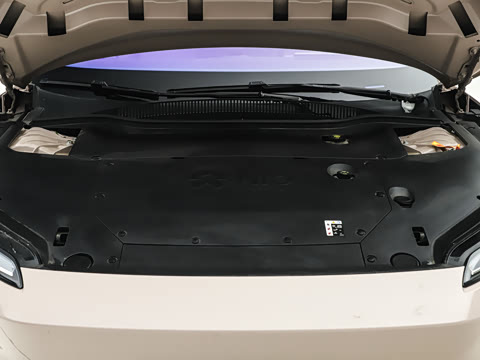 2025�� 100kWh Touring