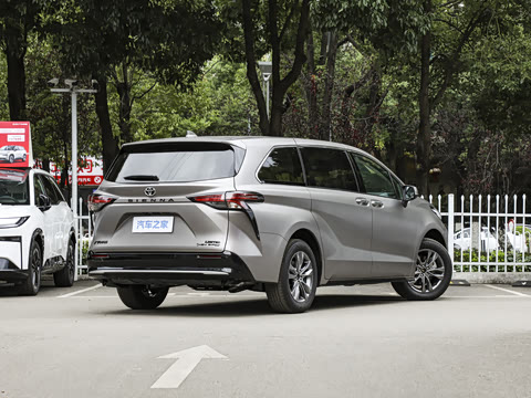 2027�� 2.5L ˫��������԰�