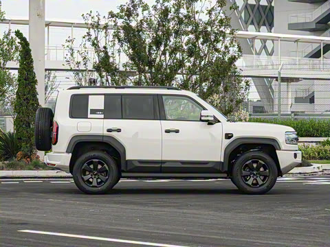 2025�� 210KM ����Ultra��