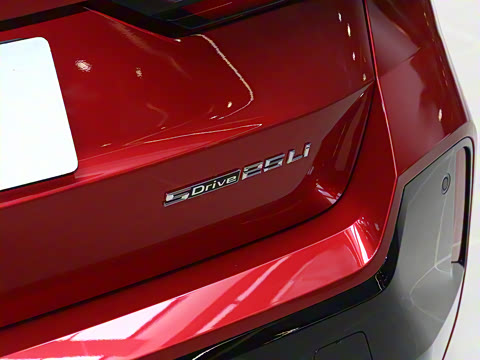 2025�� sDrive25Li M�˶���װ