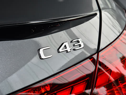 2026�� AMG C 43 4MATIC