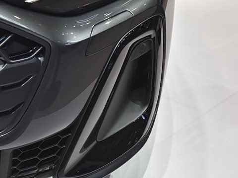 2025�� Avant
