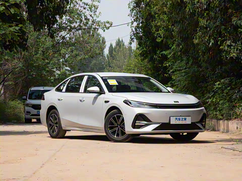 2025�� EM-i 70km ������