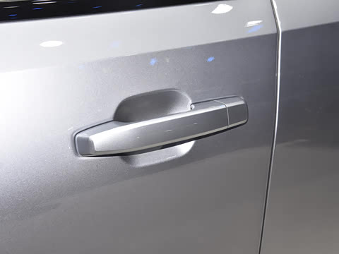 2025�� Max