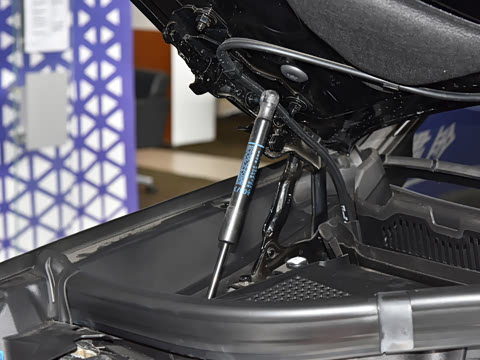 2025�� xDrive 40Li M�˶���ҹ��װ