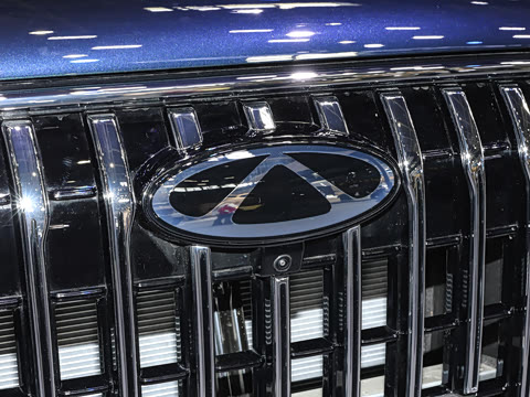 2027�� 2.0T ˫�������������