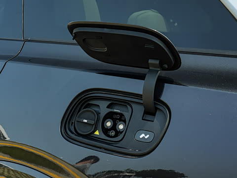 2026�� Ultra+ ������