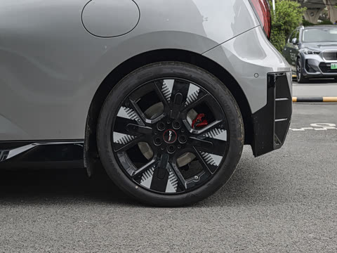 2026�� JOHN COOPER WORKS