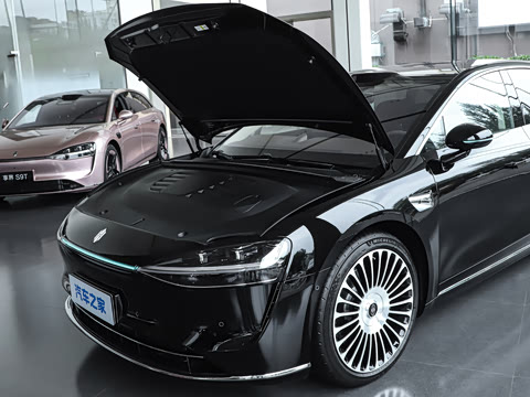 2026�� ���� Ultra ���� 53kWh (896�߼����״
