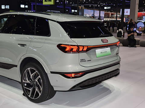 2026�� quattro Ǭ���Ǽݰ�