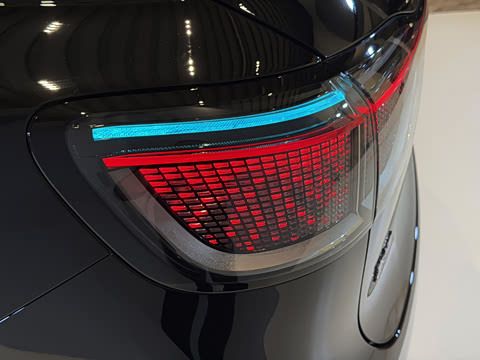 2025�� ���� Ultra�� 52kWh 6���棨896�߼����״