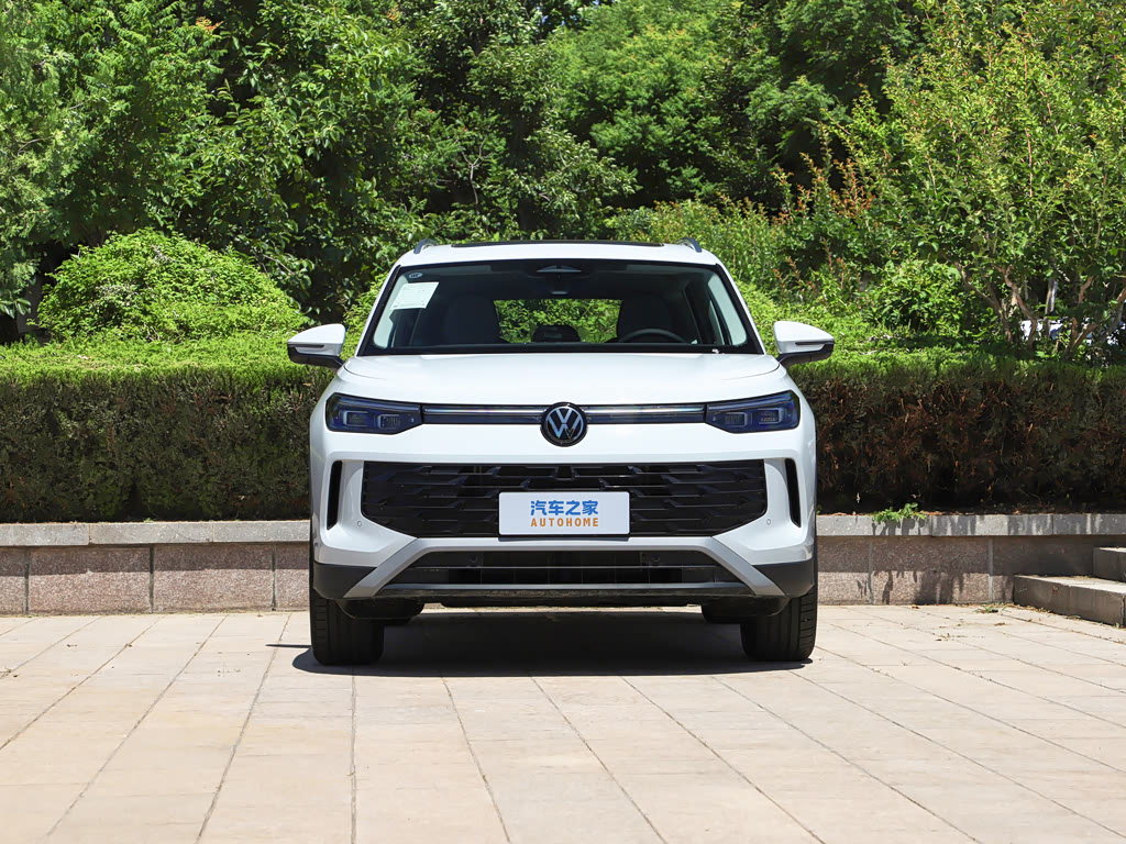 Volkswagen Tayron II (EU Market), Внедорожник 5 дв.: фото поколения