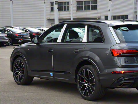 2025�� 55 TFSI quattro S line����ʿ��