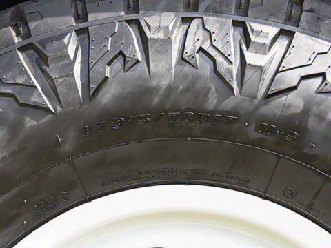 2025�� 2.3T 1966��׼��